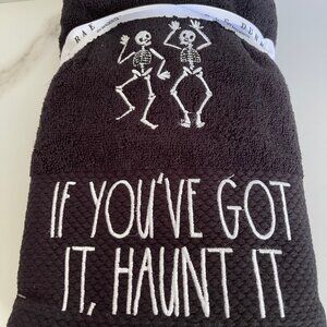 NWT - Ray Dunn Embroidered Halloween Hand Towel - Set of 2 (multiple avail.)